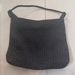 Authentic vestirsi woven purse